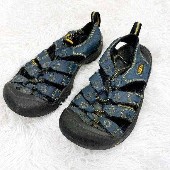 Keen Newport H2 & Merrell Hydro Hiker Sandal Bundle - Picture 2 of 15